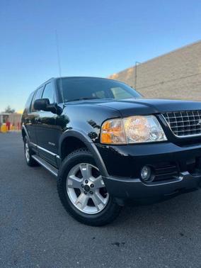 2005 Ford Explorer XLT Sport