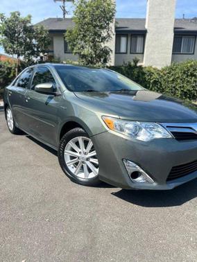 2012 Toyota Camry Hybrid XLE