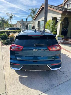2017 Kia Niro LX