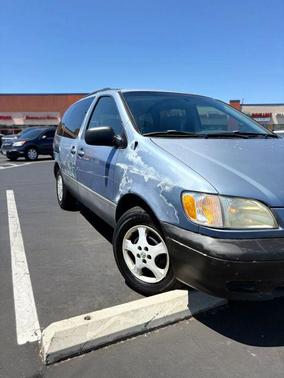 2003 Toyota Sienna CE