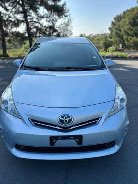 2012 Toyota Prius v Two