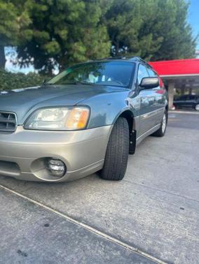 2001 Subaru Outback Base