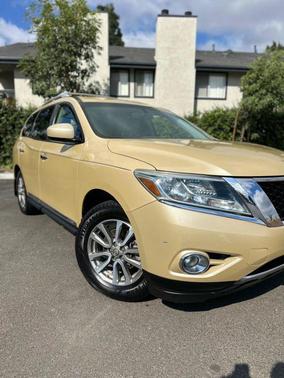 2013 Nissan Pathfinder SL