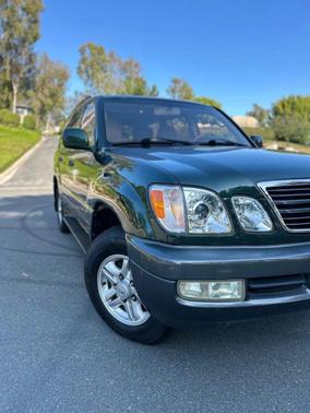 2000 Lexus LX 470 Base