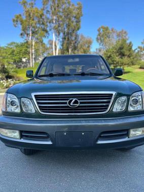 2000 Lexus LX 470 Base