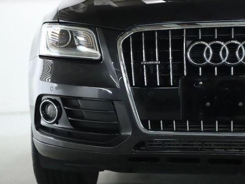 2017 Audi Q5 2.0T Premium Plus