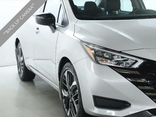 2023 Nissan Versa 1.6 SR