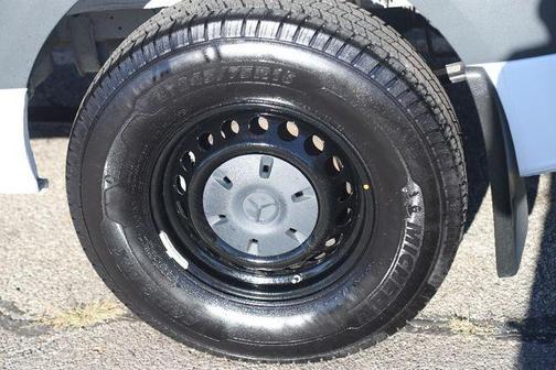 2024 Mercedes-Benz Sprinter 2500 144 WB