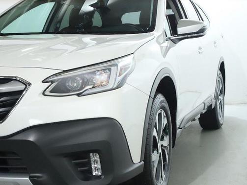 2022 Subaru Outback Touring
