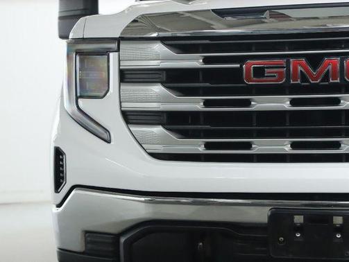 2022 GMC Sierra 1500 SLE