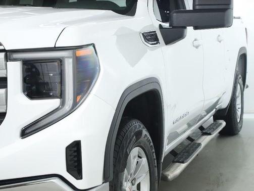 2022 GMC Sierra 1500 SLE