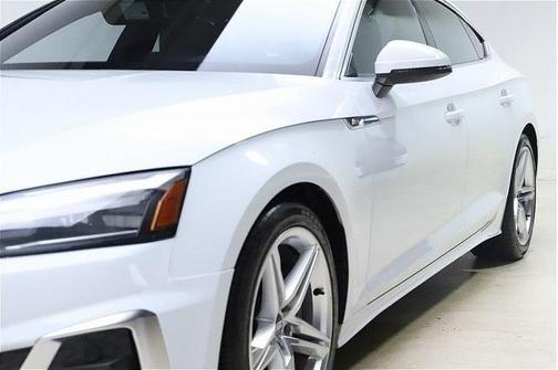 Photo 2 of 46 of 2021 Audi A5 2.0T Premium