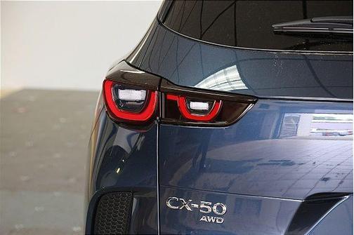 2025 Mazda CX-50 2.5 S Preferred Package