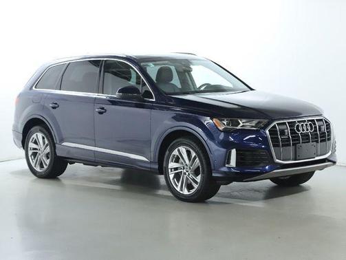 2022 Audi Q7 55 Premium Plus