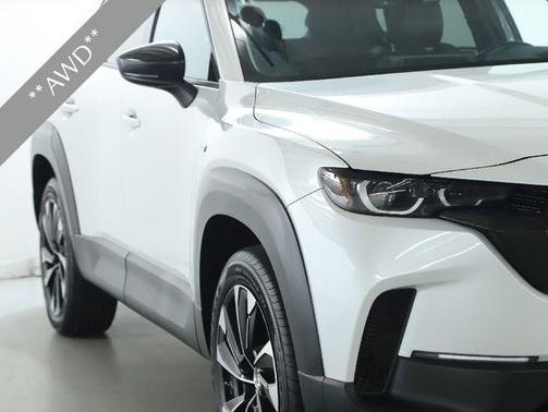 2025 Mazda CX-50 PLUS