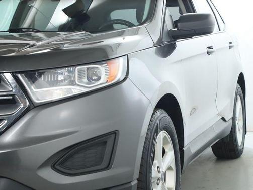 2018 Ford Edge SE