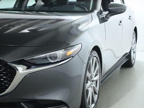 2020 Mazda Mazda3 FWD w/Premium Package