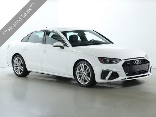 2022 Audi A4 45 S line Premium Plus