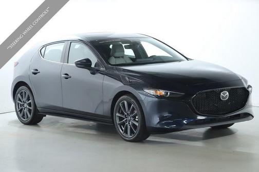 2023 Mazda Mazda3 FWD w/Preferred Package