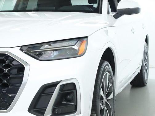 2024 Audi Q5 45 S line quattro Premium