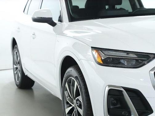 2024 Audi Q5 45 S line quattro Premium