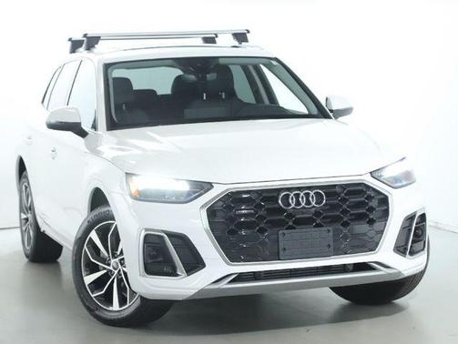 2024 Audi Q5 45 S line quattro Premium