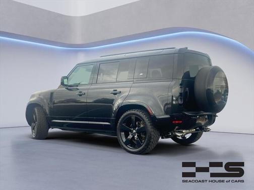 2024 Land Rover Defender 110 V8