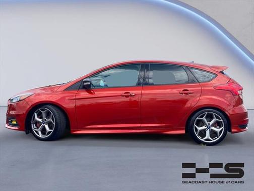 2018 Ford Focus ST