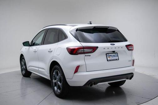 OXFORD WHITE 2023 Ford Escape ST-Line