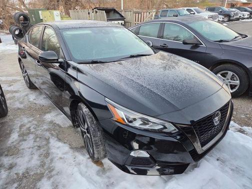 2020 Nissan Altima SR FWD