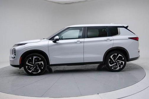 2024 Mitsubishi Outlander SE 2.5 2WD