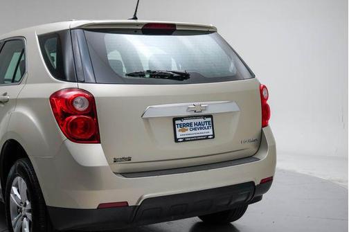 Champagne Silver Metallic 2014 Chevrolet Equinox LS