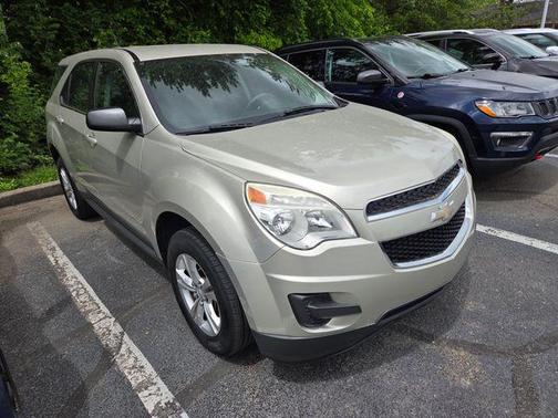 Champagne Silver Metallic 2014 Chevrolet Equinox LS