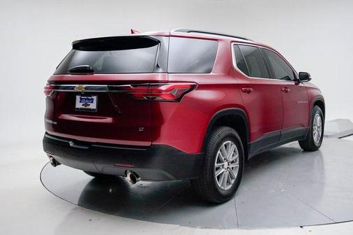 2022 Chevrolet Traverse LT Cloth