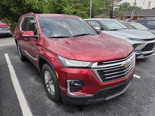 2022 Chevrolet Traverse LT Cloth