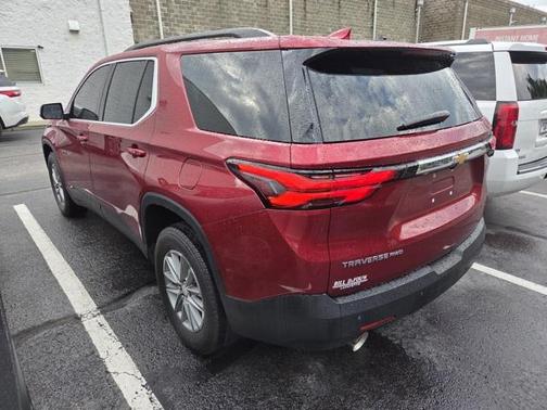 2022 Chevrolet Traverse LT Cloth