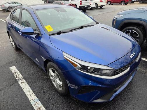 Deep Sea Blue 2023 Kia Forte LXS