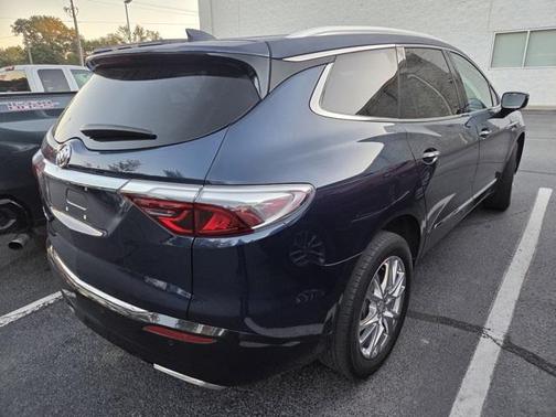 2023 Buick Enclave Essence FWD