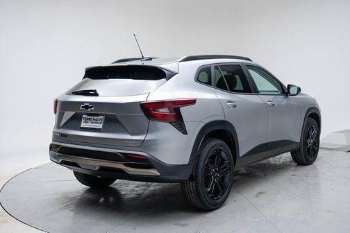Sterling Gray Metallic 2026 Chevrolet Trax FWD ACTIV