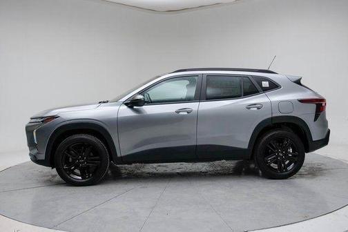 Sterling Gray Metallic 2026 Chevrolet Trax FWD ACTIV