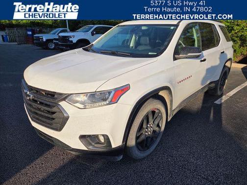 Summit White 2021 Chevrolet Traverse Premier