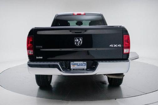 Diamond Black Crystal Pearlcoat 2024 RAM 1500 Classic SLT