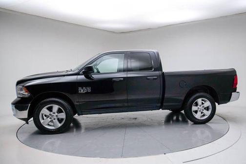 Diamond Black Crystal Pearlcoat 2024 RAM 1500 Classic SLT