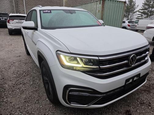 2021 Volkswagen Atlas Cross Sport 3.6L V6 SE w/Technology R-Line