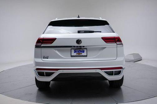 2021 Volkswagen Atlas Cross Sport 3.6L V6 SE w/Technology R-Line