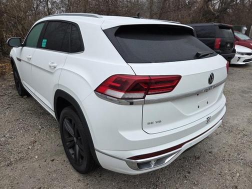 2021 Volkswagen Atlas Cross Sport 3.6L V6 SE w/Technology R-Line
