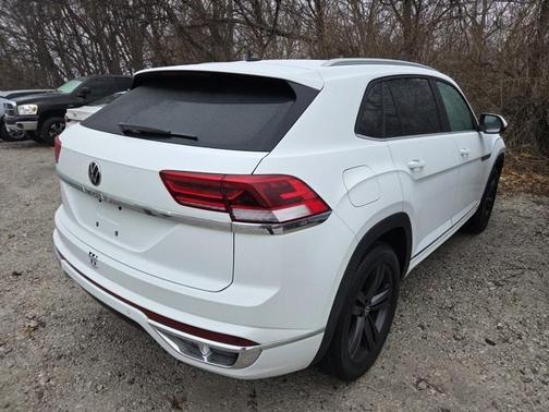 2021 Volkswagen Atlas Cross Sport 3.6L V6 SE w/Technology R-Line