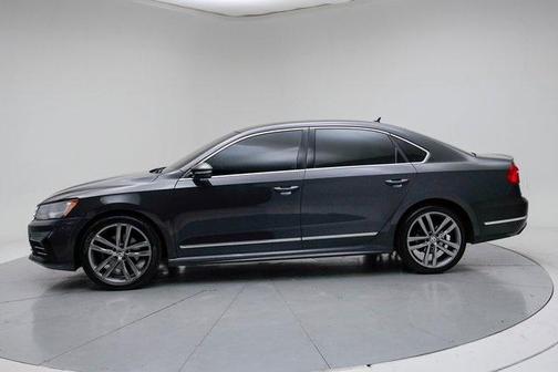 2016 Volkswagen Passat 1.8T R-Line
