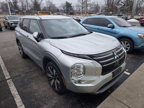 2025 Mitsubishi Outlander SE 2.5 2WD