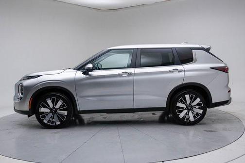 2025 Mitsubishi Outlander SE 2.5 2WD